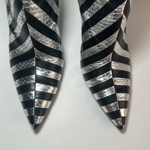 Saint Laurent Python Boots - Picture 5 of 12